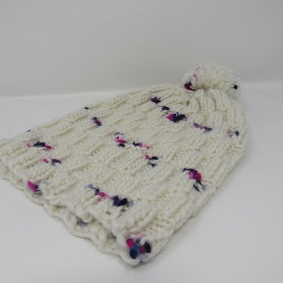 Handcrafted Knitted Hat Beanie Textured Pom Pom - Picture 1 of 11